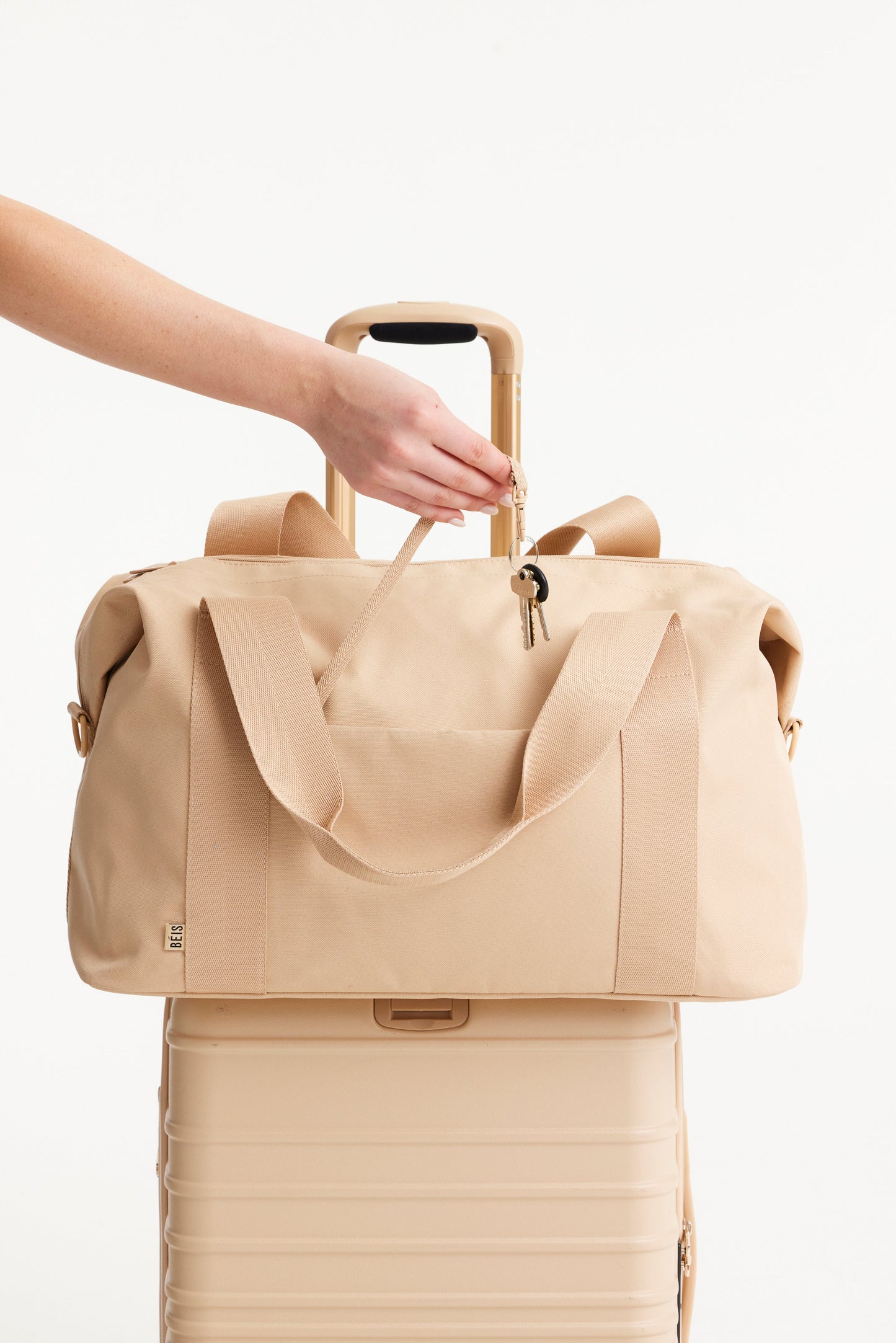 Resale The B�ISics Duffle in Beige