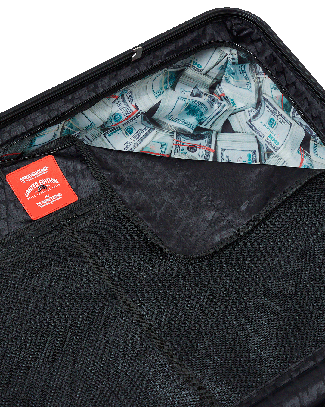 REALITY CHECK SHARKITECTURE FULL-SIZE JETBLACK LUGGAGE (GOLD HARDWARE)