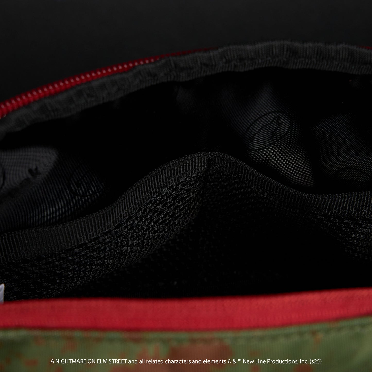 1.5L Crossbody Pack Nightmare on Elm Street