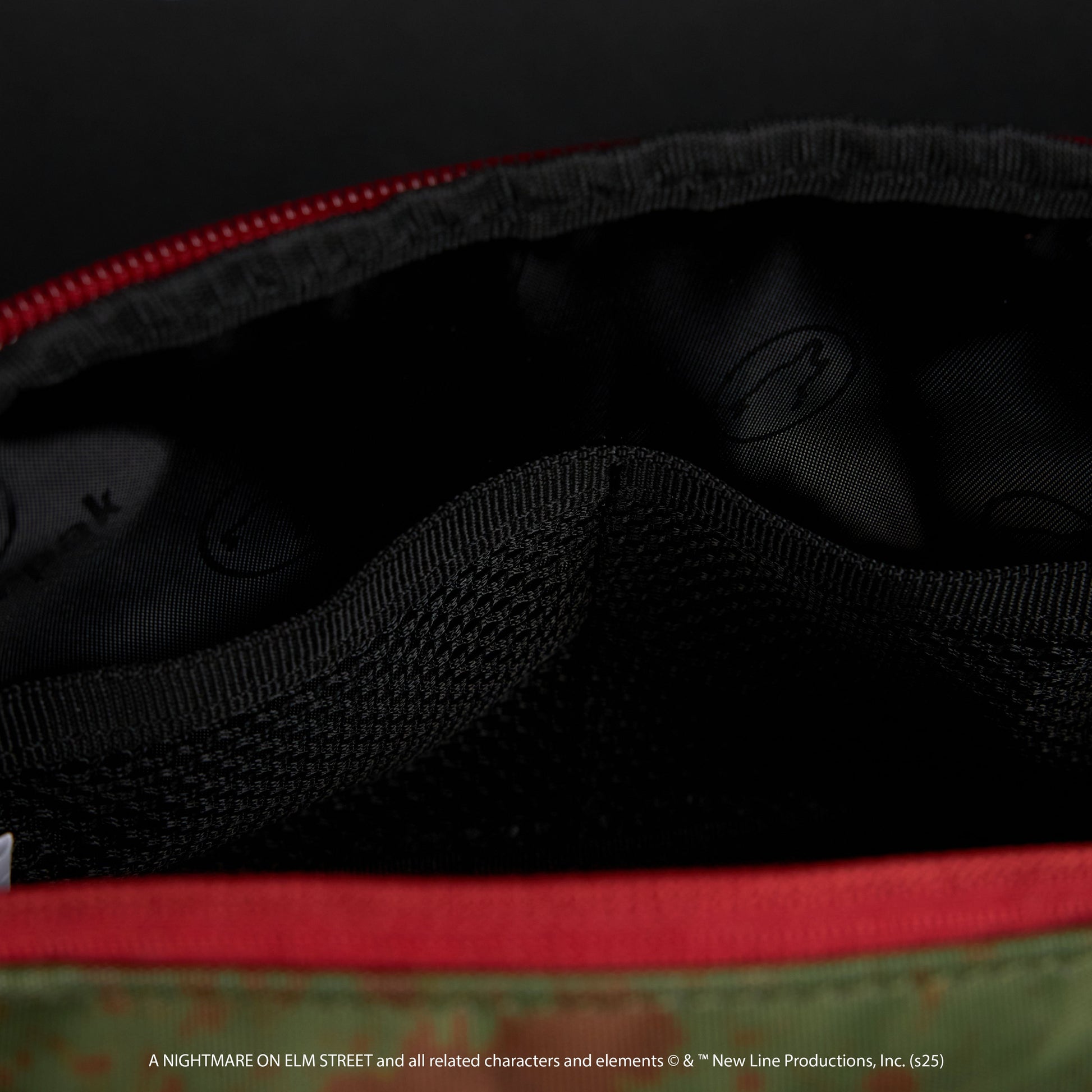 1.5L Crossbody Pack Nightmare on Elm Street